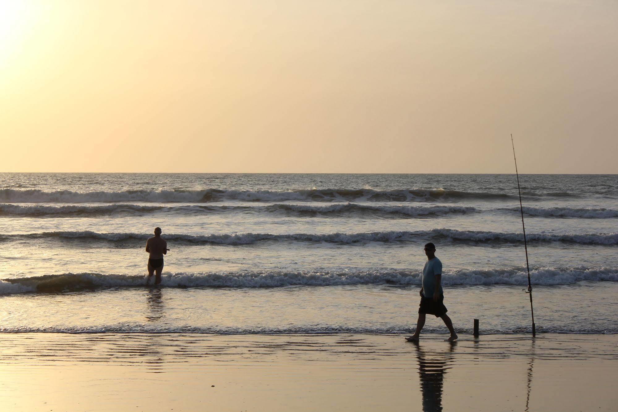 Footsteps Eco-Lodge Gunjur Bagian luar foto