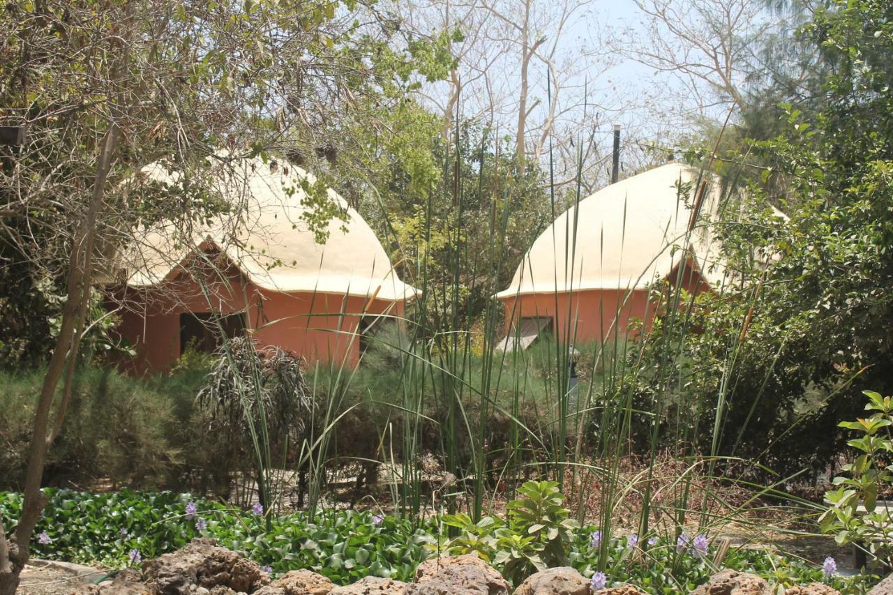 Footsteps Eco-Lodge Gunjur Bagian luar foto