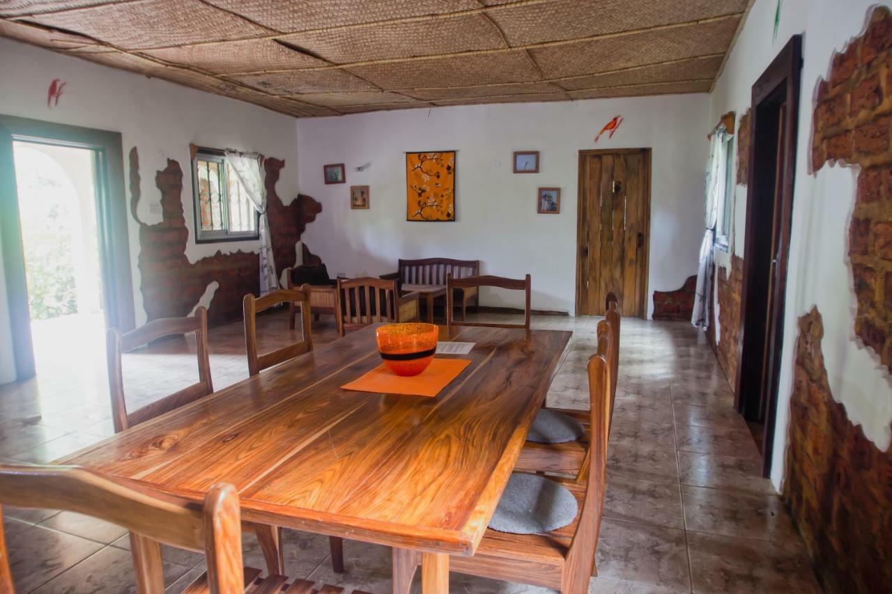 Footsteps Eco-Lodge Gunjur Bagian luar foto