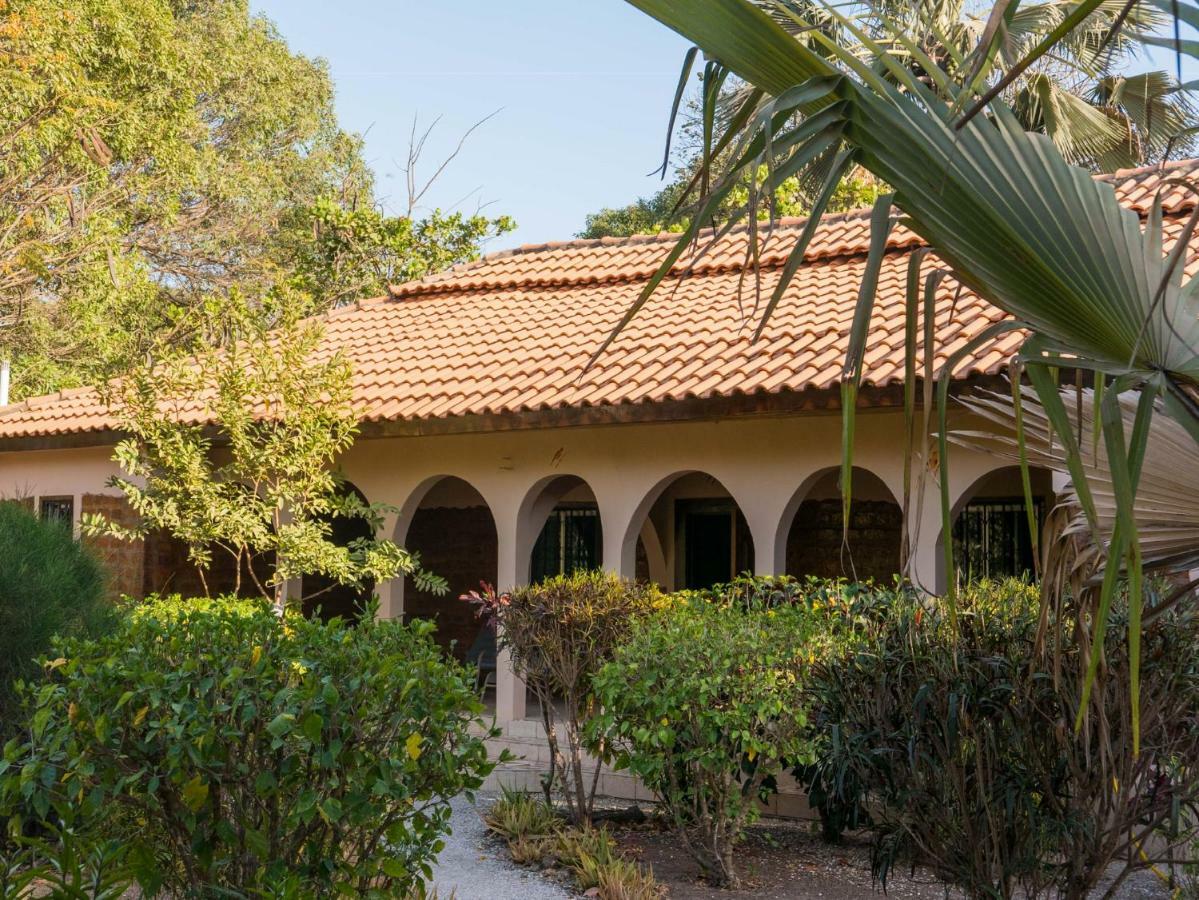 Footsteps Eco-Lodge Gunjur Bagian luar foto