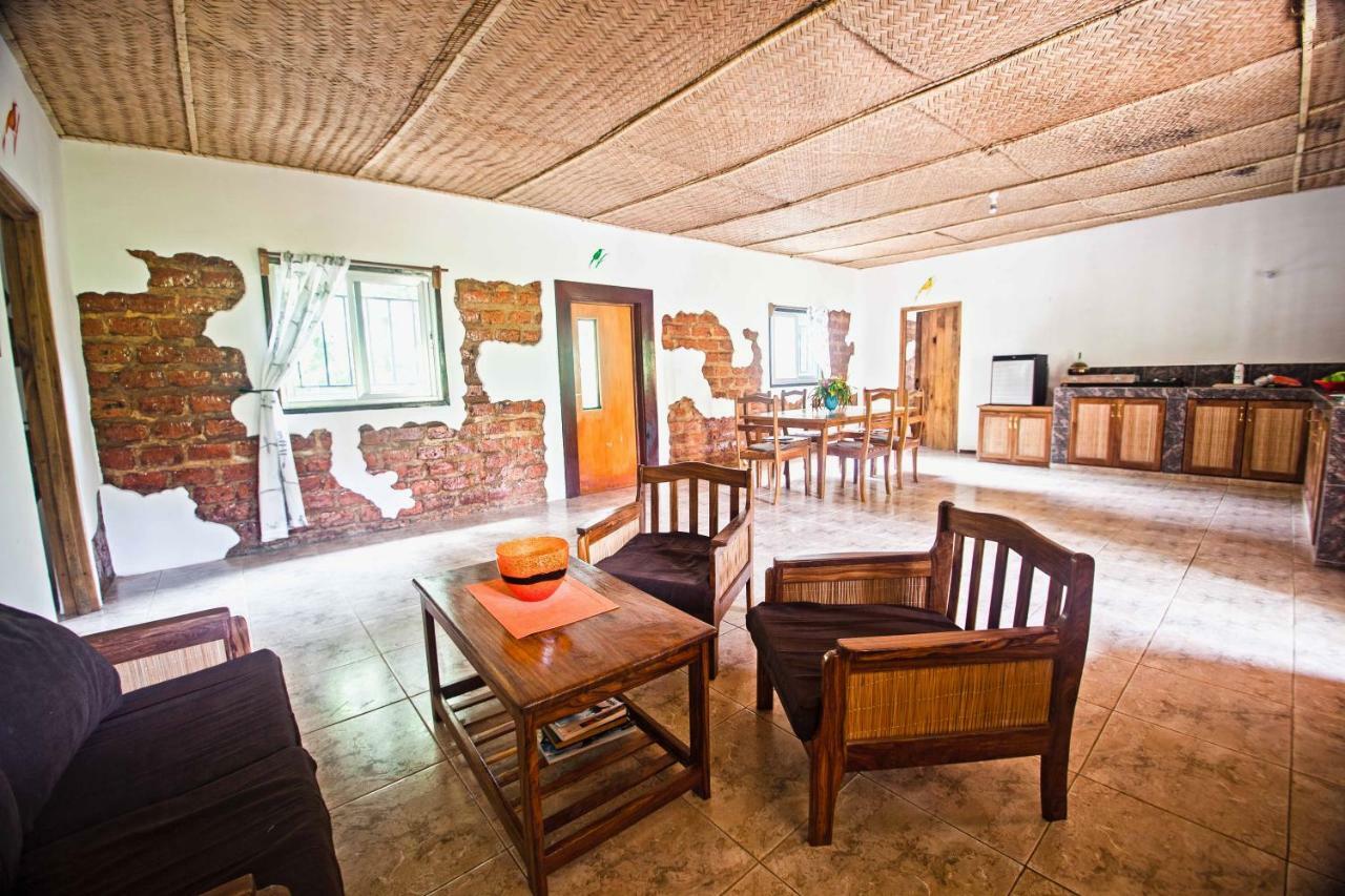 Footsteps Eco-Lodge Gunjur Bagian luar foto