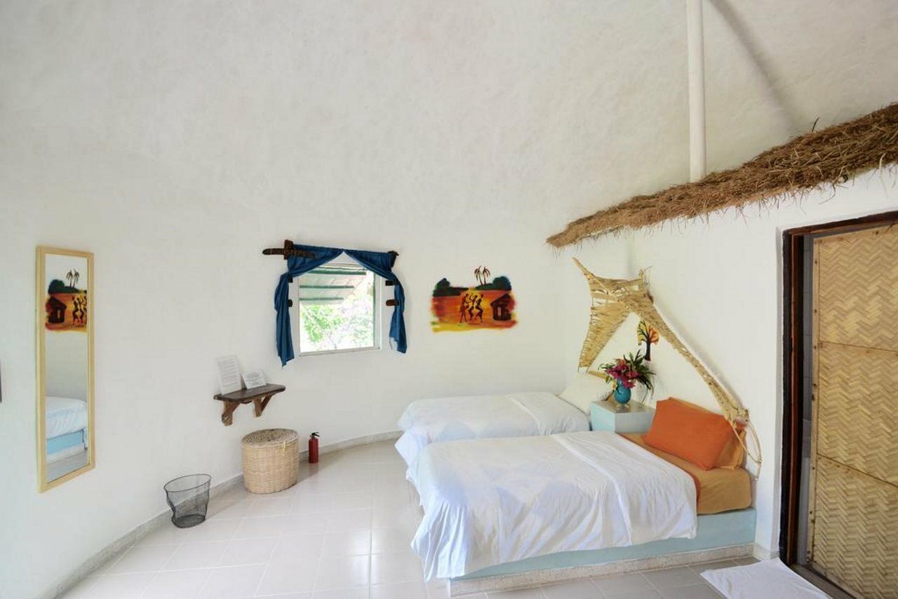 Footsteps Eco-Lodge Gunjur Bagian luar foto