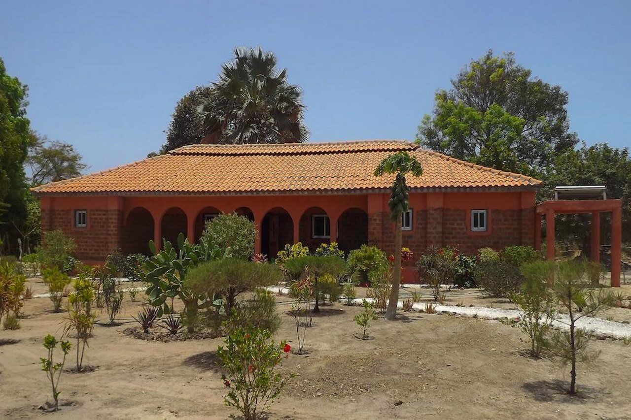 Footsteps Eco-Lodge Gunjur Bagian luar foto